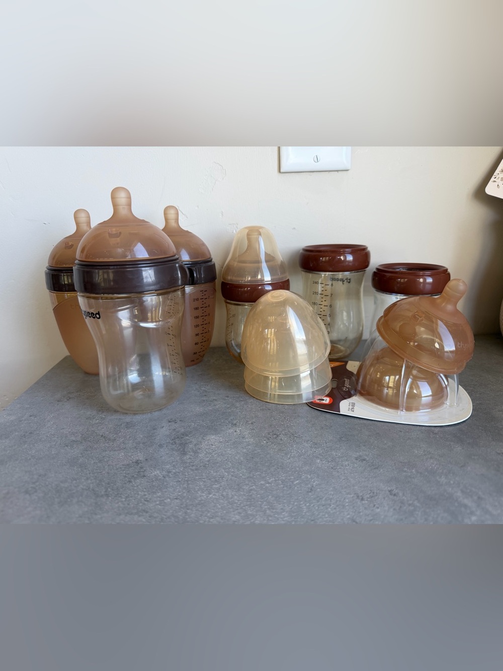 6 thyseed bottles